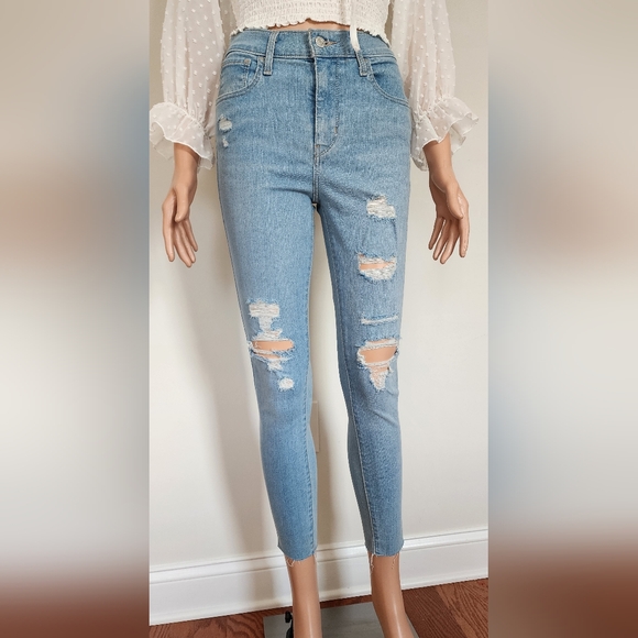 LEVIS JEANS LIGHT WASH DENIM DISTRESSED 720 HIGH RISE SKINNY - Picture 2 of 11